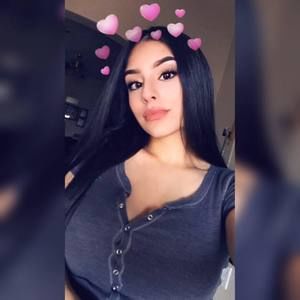 Meet your Posher, Isabel